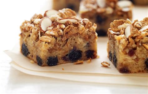 blueberry-almond-bars-recipe-kelloggs image