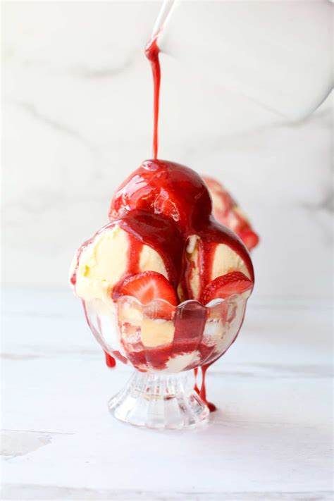 strawberry-red-wine-sauce-make-with-mara image