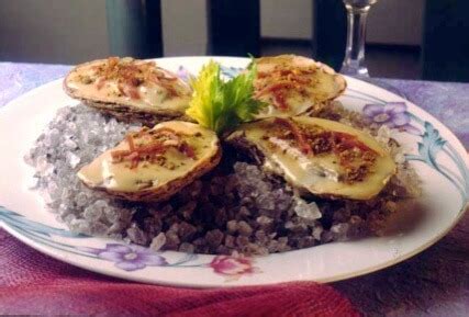 oysters-in-champagne-sauce-videos-of-cooking image