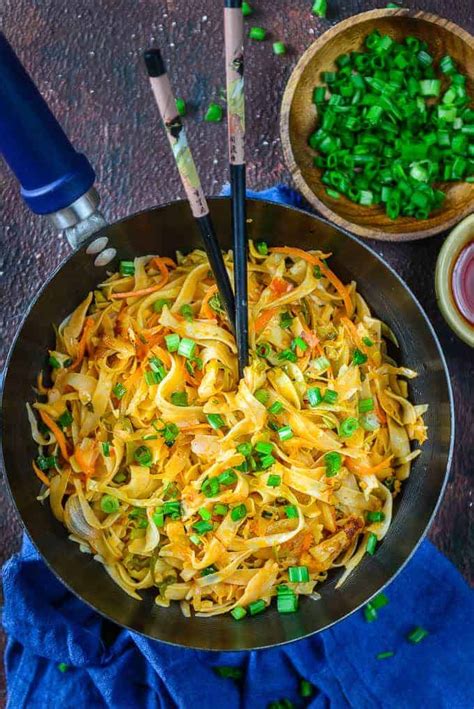 spicy-schezwan-noodles-recipe-step-by-step-whiskaffair image
