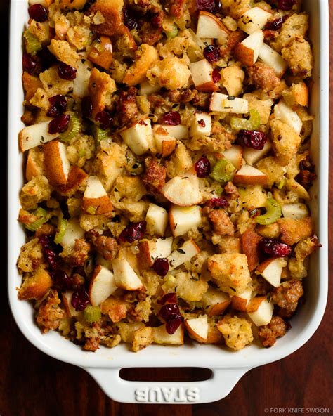 sourdough-sausage-and-pear-stuffing-fork-knife image