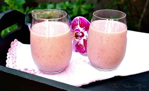 healthy-peanut-butter-berry-smoothie-the-foodie-affair image