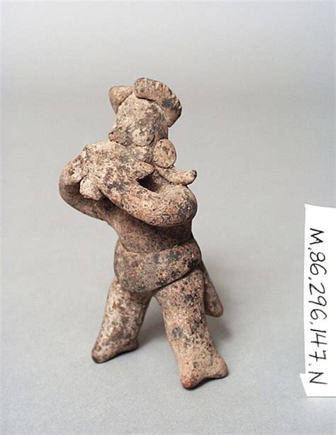mayan-artifacts-exploring-some-influential-mayan-relics image