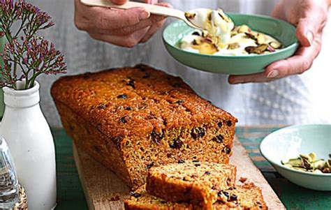 carrot-cake-made-with-honey-and-olive-oil-healthy image