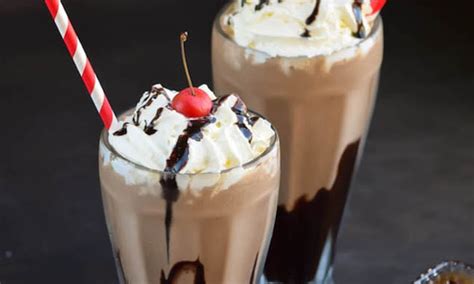 malted-chocolate-milkshake-with-homemade image