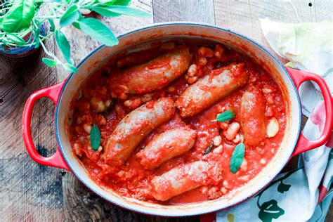 salsicce-e-fagioli-alluccelletto-tuscan-sausage-and-beans image