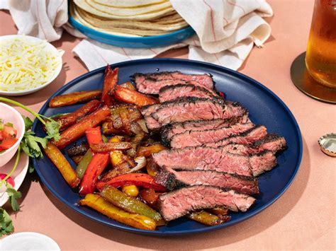 grilled-skirt-steak-fajitas-recipe-serious-eats image