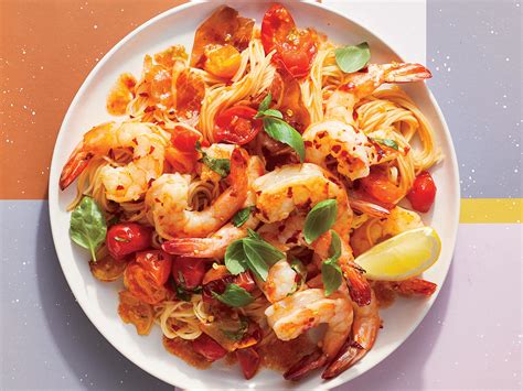 simple-lemon-shrimp-and-prosciutto-pasta image