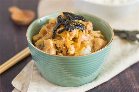 japanese-oyakodon-recipe-a-chicken-and-egg-rice-bowl image