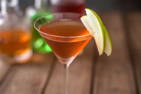 14-delicious-apple-cocktails-for-fall-the-spruce-eats image