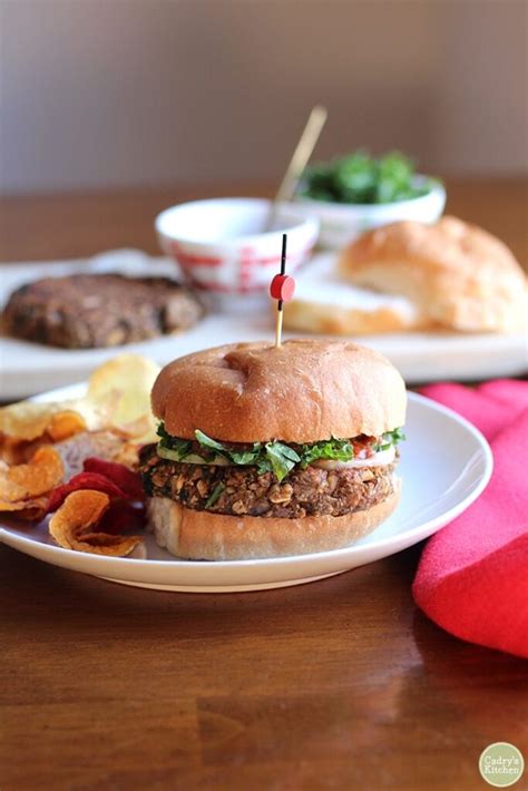 10-best-veggie-burger-recipes-in-the-world-hurry-the image