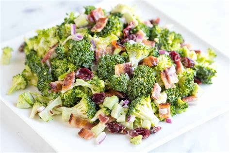 easy-creamy-broccoli-salad-with-bacon image