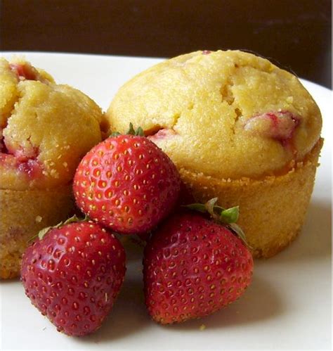 strawberry-nut-bread-recipe-dairy-free-whole image