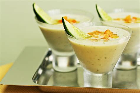 chilled-cucumber-soup-with-yogurt-mint-food image