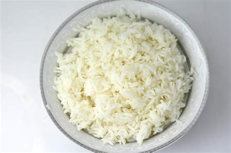 how-to-cook-white-rice-on-stove-top-in-20-minutes image