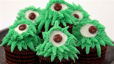 recipe-one-eyed-monster-cupcakes-cbc-life image