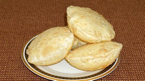 dal-puri-indian-fried-bread-manjulas-kitchen image