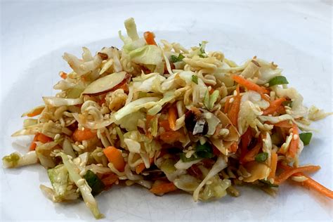 cold-ramen-noodle-salad-recipe-make-your-meals image