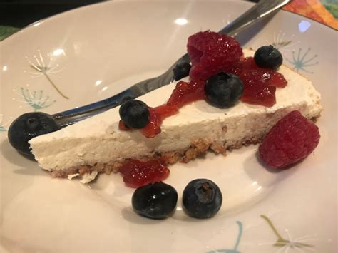 tofu-greek-yogurt-cheesecake-endurance-baking image