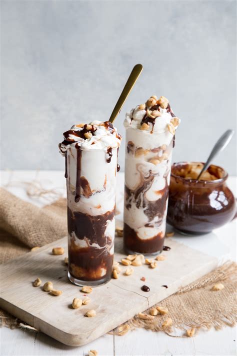 homemade-peanut-buster-parfaits-country-cleaver image