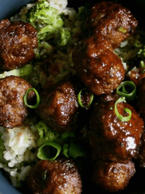 sweet-sticky-teriyaki-meatballs-and-rice-clean-eating image