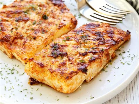 easy-grilled-halibut-healthy-recipes-blog image