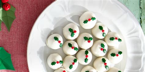 20-easy-christmas-candy-recipes-country-living image