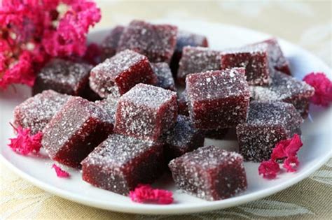 plum-candied-fruit-gelee-italian-food-forever image