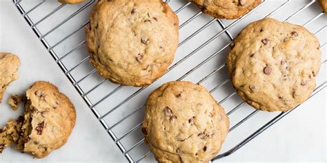 weve-cracked-paneras-chocolate-chip-cookie image