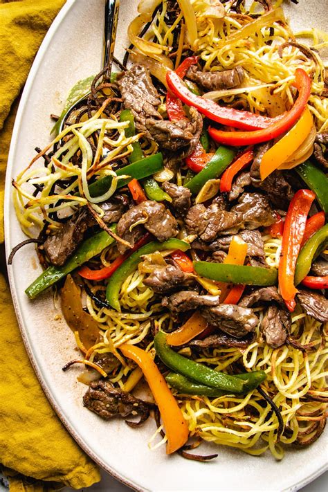 cantonese-beef-chow-mein-crispy-noodles-whole30-i image