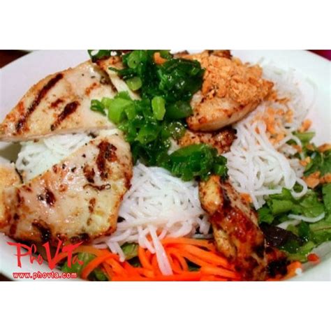 bun-ga-nuong-vermicelli-with-grilled-chicken-pho-vta image