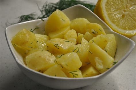 jamie-olivers-potato-salad-with-lemon-and-dill image