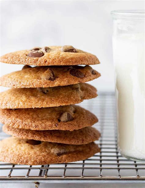 thin-and-crispy-chocolate-chip-cookies-simply image