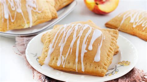 peaches-and-cream-pockets-recipe-pillsburycom image