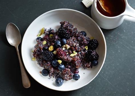 recipe-black-quinoa-berry-breakfast-bowl-food image