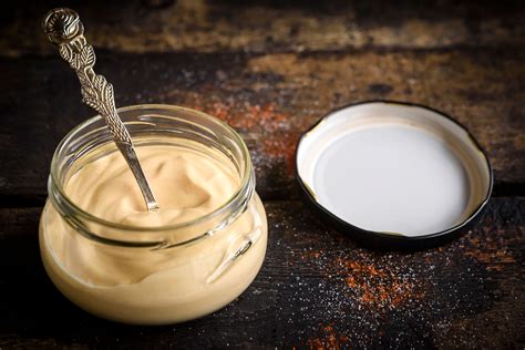 easy-homemade-egg-free-vegan-mayonnaise image