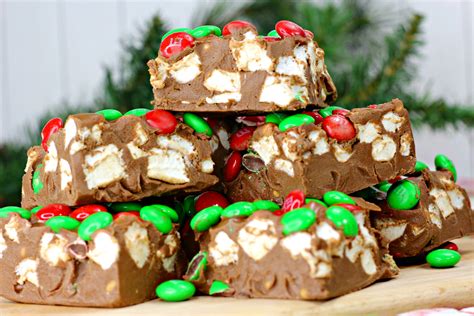 no-bake-christmas-marshmallow-bars-my-incredible image