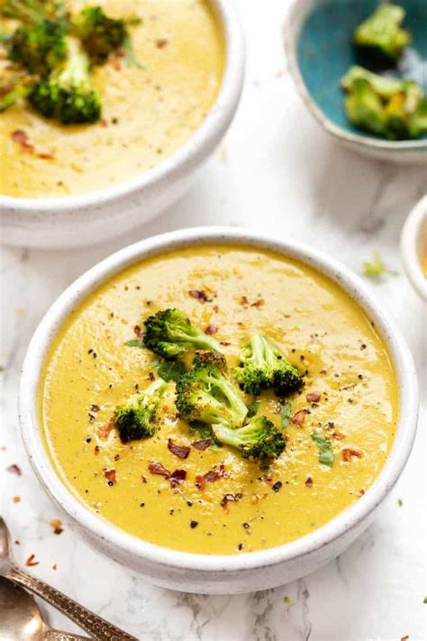 vegan-creamy-broccoli-soup-simply-quinoa image
