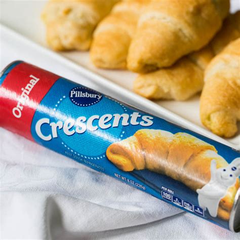 mozzarella-and-pesto-stuffed-crescent-rolls image