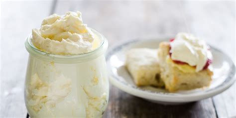 how-to-make-mock-devonshire-clotted-cream-the image
