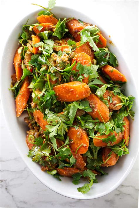 spicy-moroccan-carrot-salad-savor-the-best image