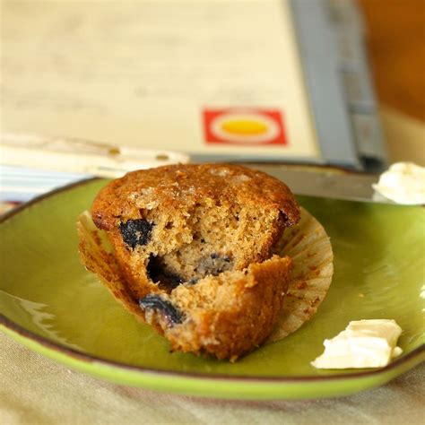 best-fig-muffins-recipe-how-to-make-brown-sugar image