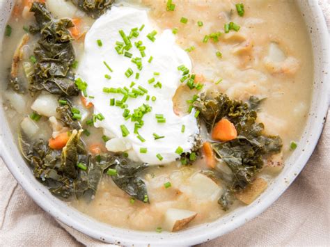 potato-and-kale-soup-recipe-eatrightorg image