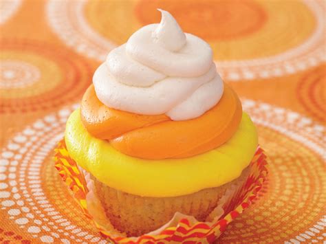 22-halloween-cupcakes-myrecipes image