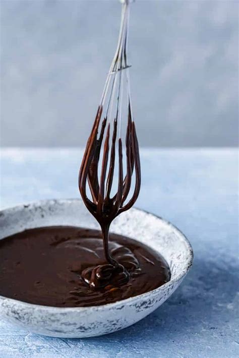 the-easiest-fudgy-chocolate-ganache-cake-filling-and image