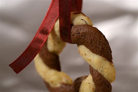 chocolate-pistachio-christmas-wreath-cookies-bake image