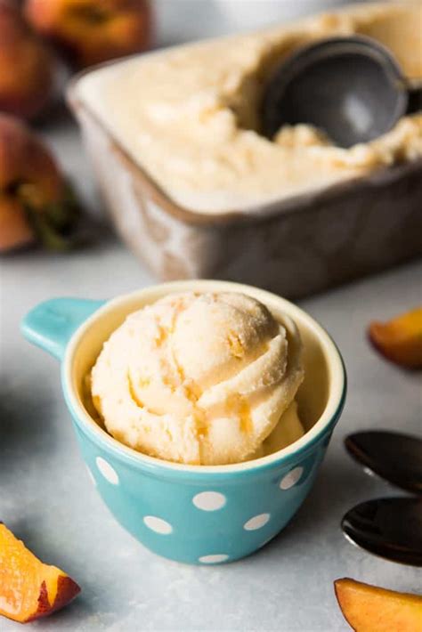 peach-ice-cream-house-of-nash-eats image
