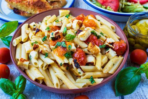 halloumi-pasta-with-roasted-tomatoes-hungry-healthy image