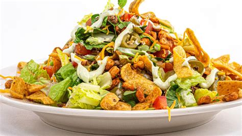 beef-taco-salad-recipe-with-fritos-and-corn-nuts-rachael-ray image