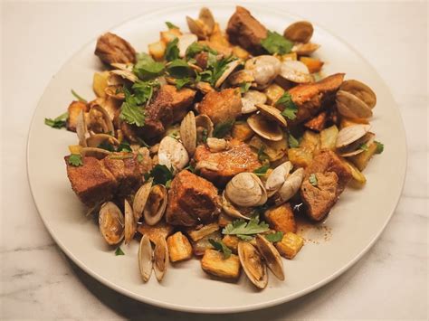 portuguese-pork-and-clams-carne-de-porco image